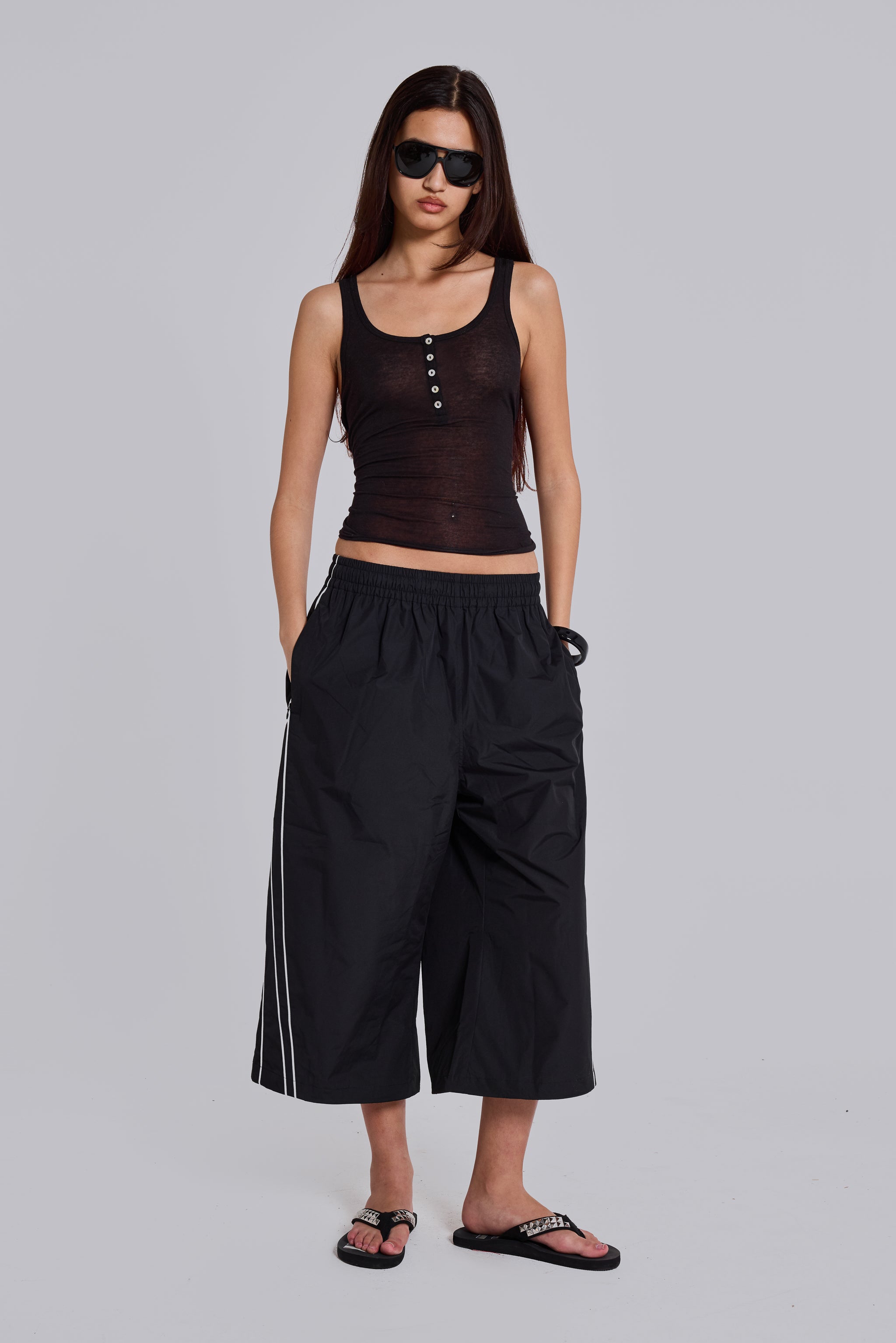 Black Vapor 3/4 Shorts | Jaded London | Clothing