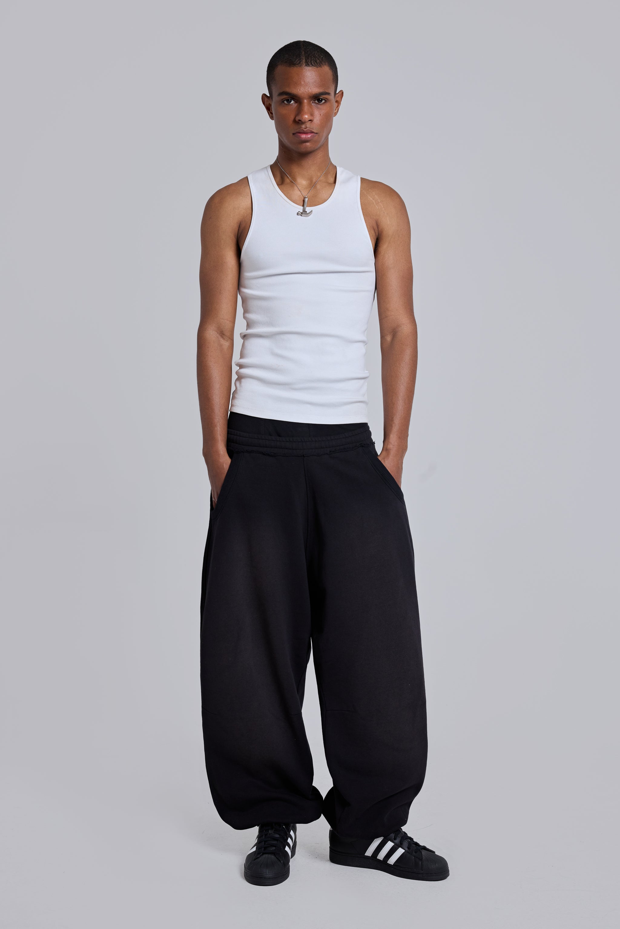 Jaded London ジョーツ W27 Washed Black Cuffed Monster Jogger | Jaded London | Clothing