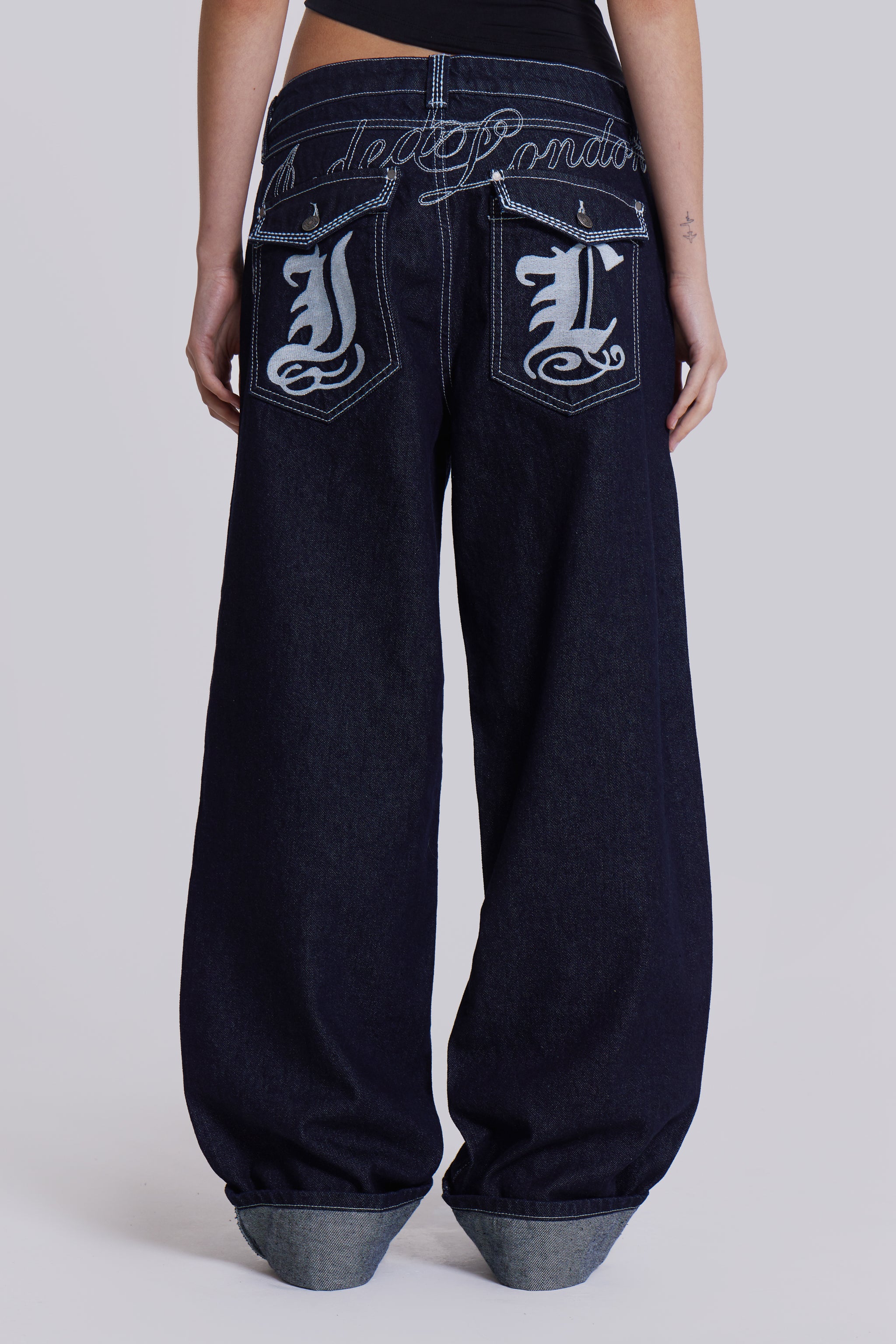 Sonic Embroidered Baggy Jeans In Indigo