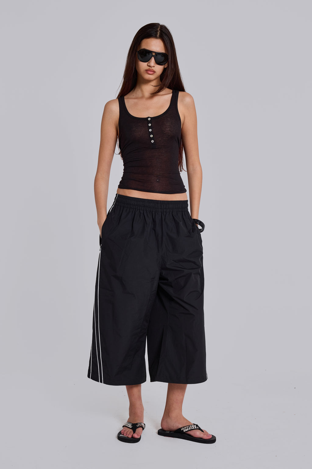 Black Vapor 3/4 Shorts | Jaded London | Clothing