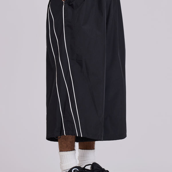 Black Vapor 3/4 Shorts | Jaded London | Clothing