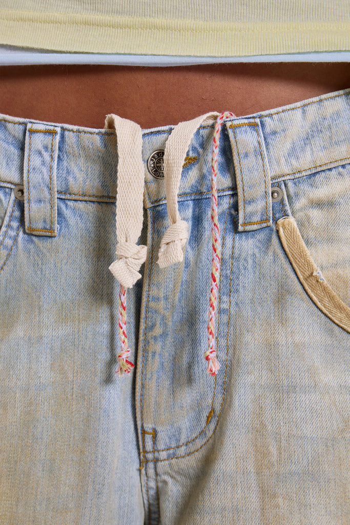 Reef Dirty-Wash Colossus Jeans