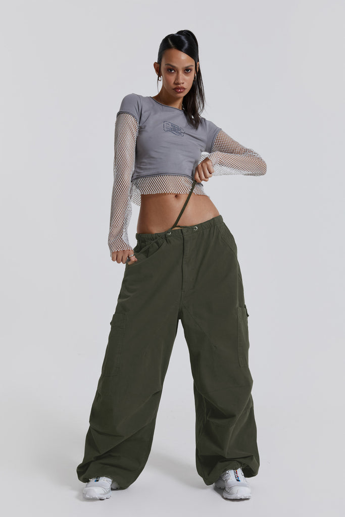 Women's Curve Love Relaxed Cargo Pant | Women's Clearance | Abercrombie.com