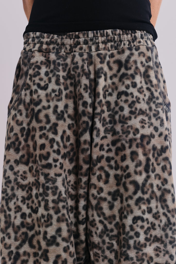 Airbrush Leopard Monster Joggers