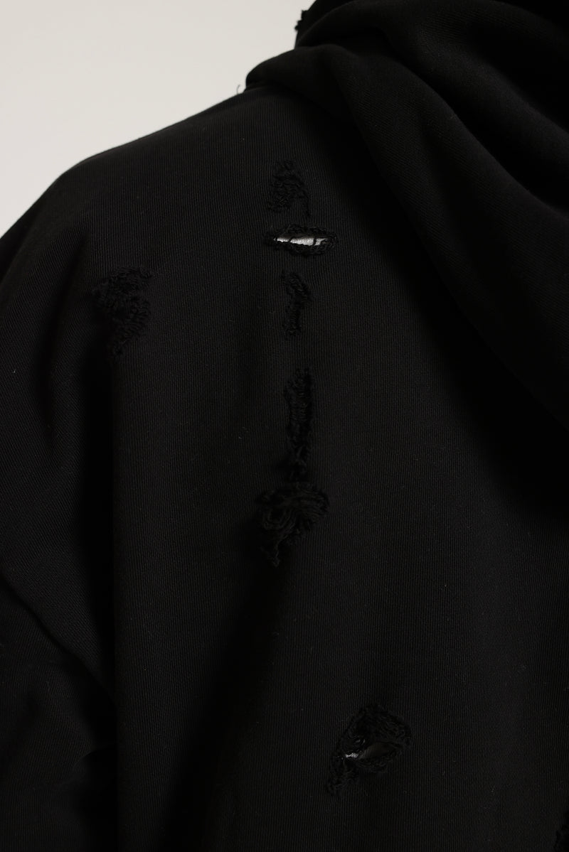 Pullover Bitten Hoodie in Black
