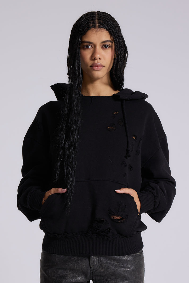 Pullover Bitten Hoodie in Black