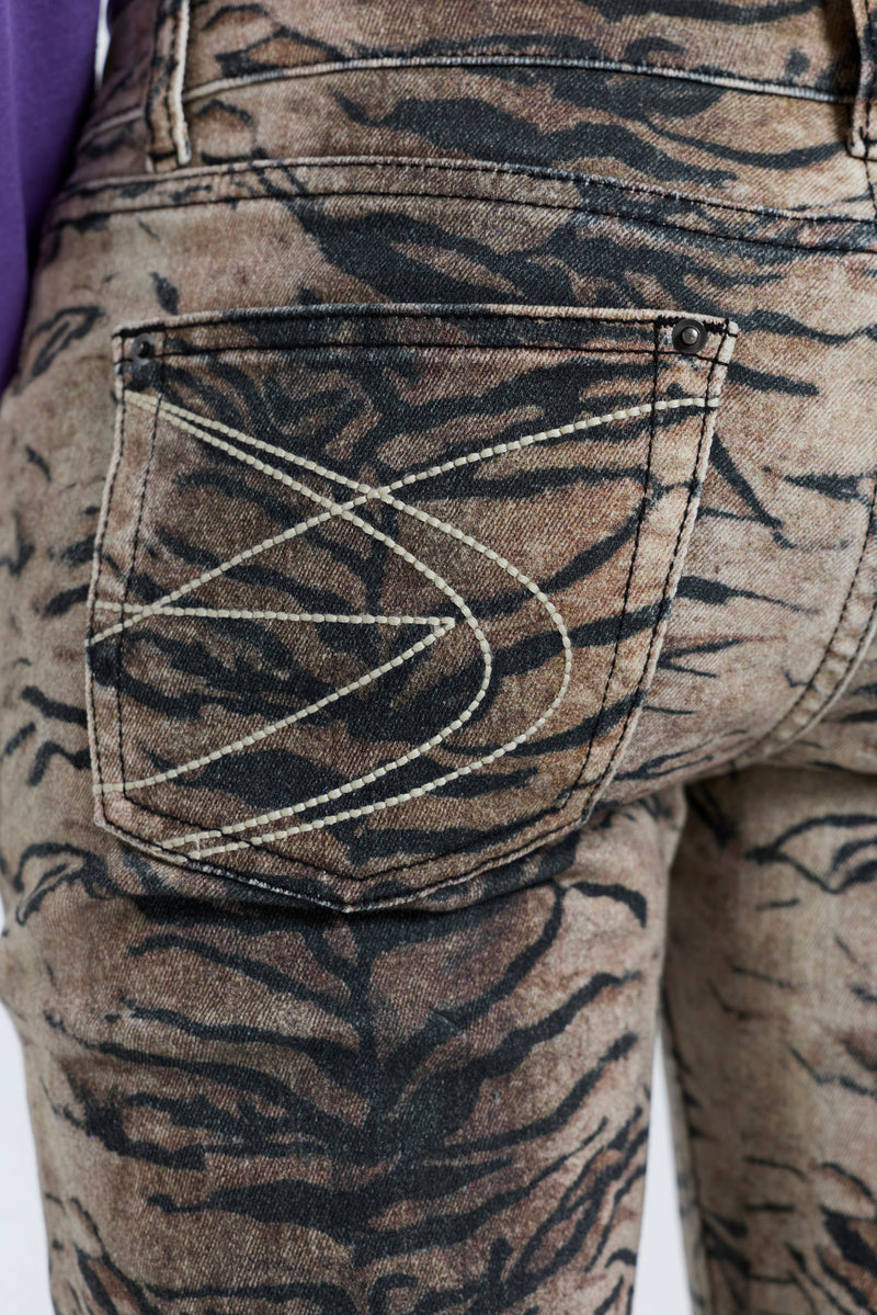 Leona Bootcut Cooper Jeans in Tiger