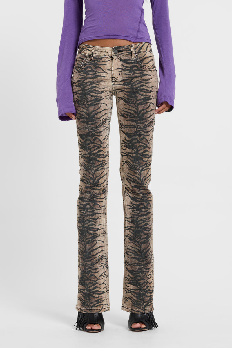 Leona Bootcut Cooper Jeans in Tiger