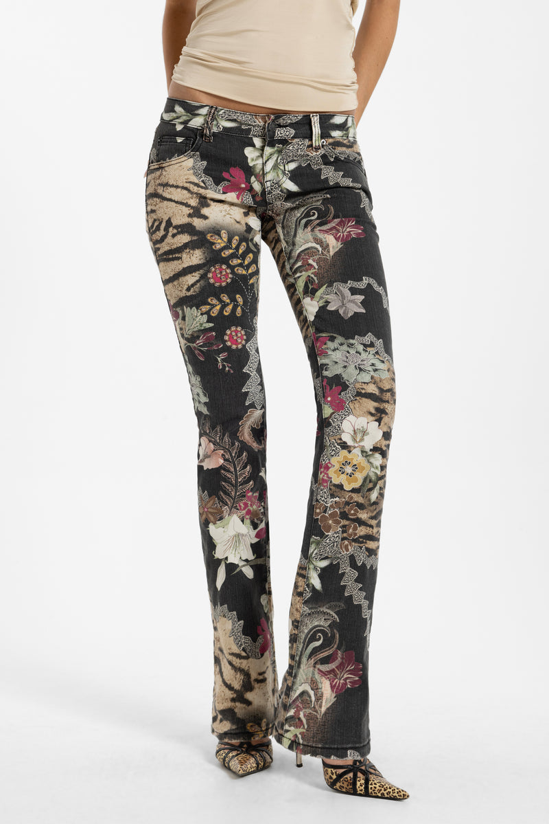 Cooper Bootcut Jeans In Antique Bloom