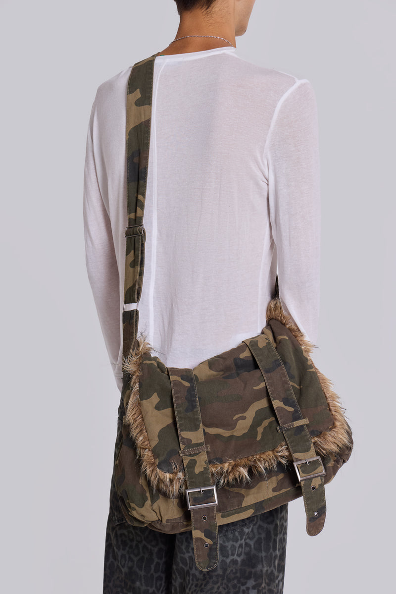 WASHED CAMO FAUX FUR MESSENGER BAG