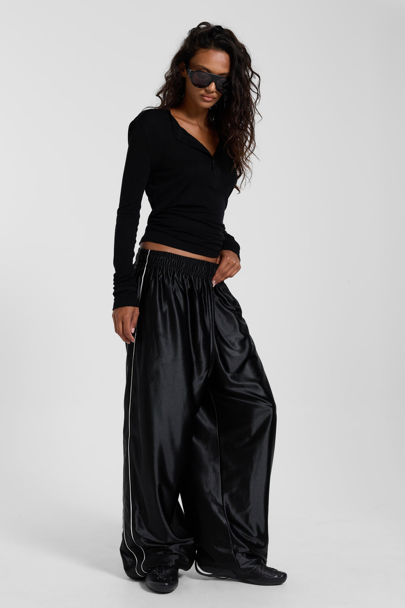 Black Metallic Vapor Joggers