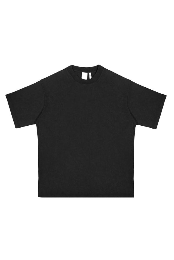 Dust black oversized crew neck t-shirt. Styled with the matching shorts. 